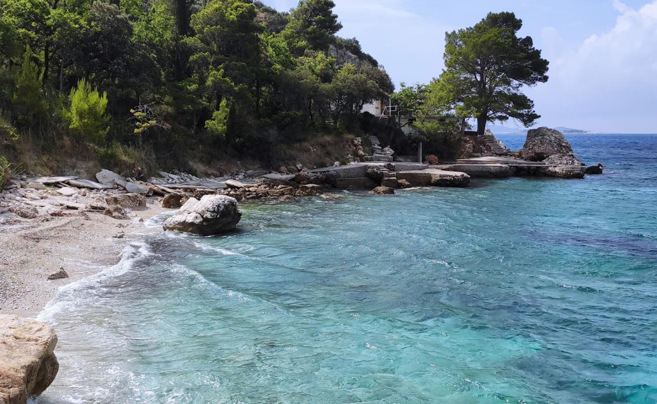 Photo de Siba beach avec caillou clair de surface