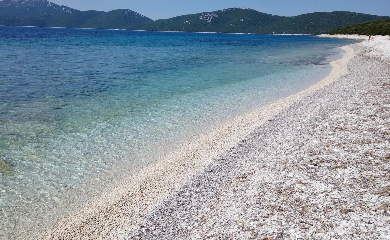 Photo de Plaza Bijela avec sable blanc & galets de surface