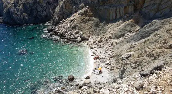 Skrinjica beach