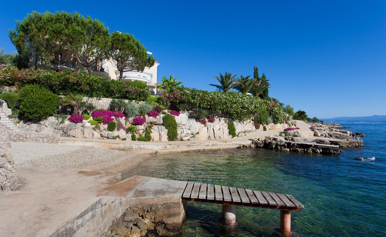 Photo de Vantacici beach avec caillou fin clair de surface