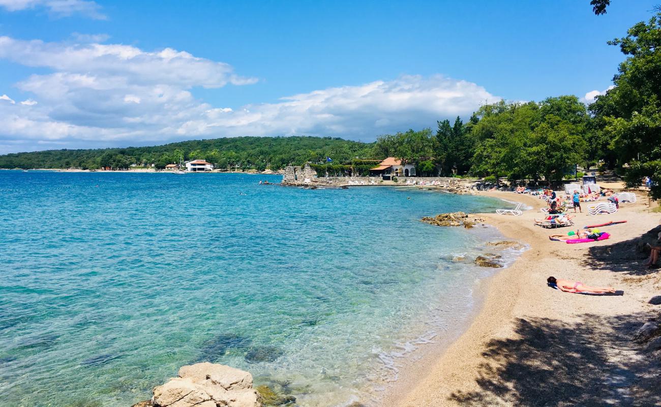 Photo de Adriatic beach avec caillou fin clair de surface