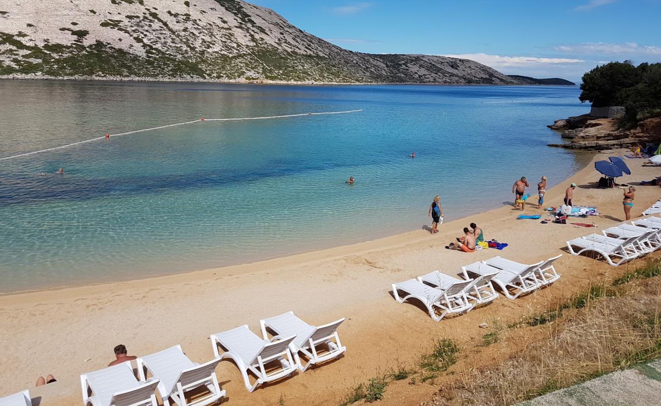 Photo de Pudarica beach avec sable lumineux de surface