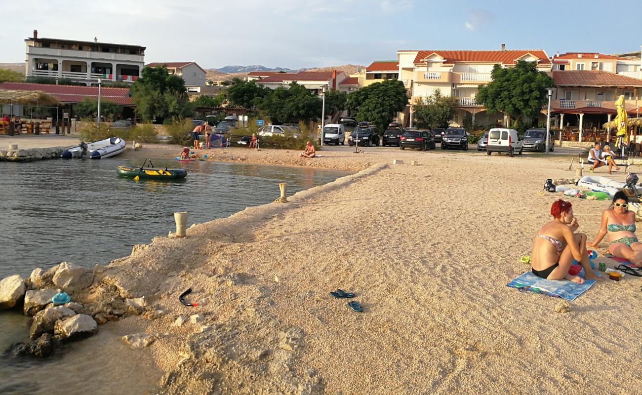 Photo de Kustici beach avec caillou fin clair de surface