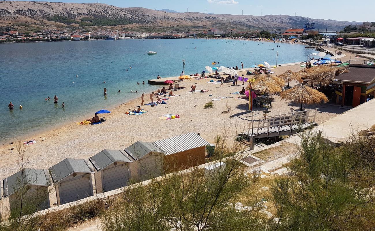 Photo de Plage Principale de Pag avec caillou fin clair de surface