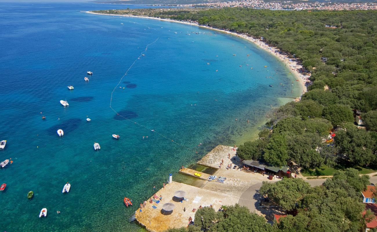 Photo de Strasko beach avec caillou clair de surface