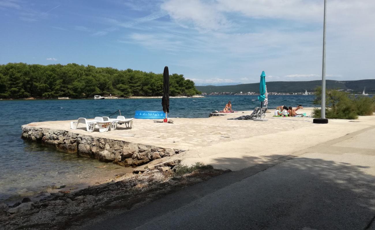 Photo de Pasman beach avec béton de surface