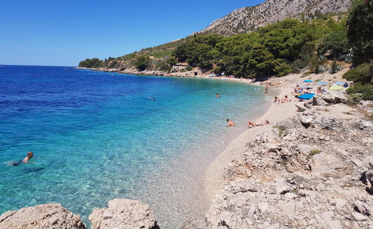 Photo de Plage de Murvica avec caillou fin clair de surface