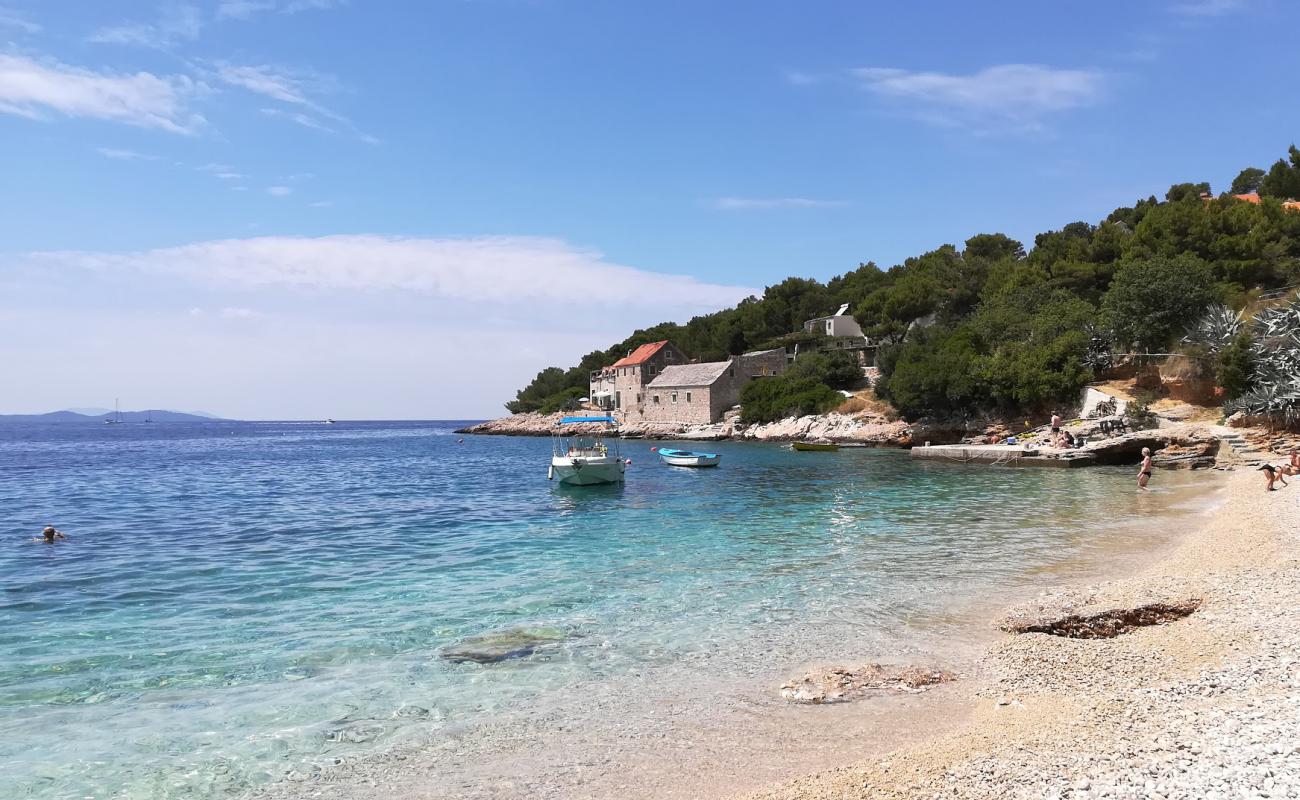 Photo de Murvica beach avec caillou fin clair de surface