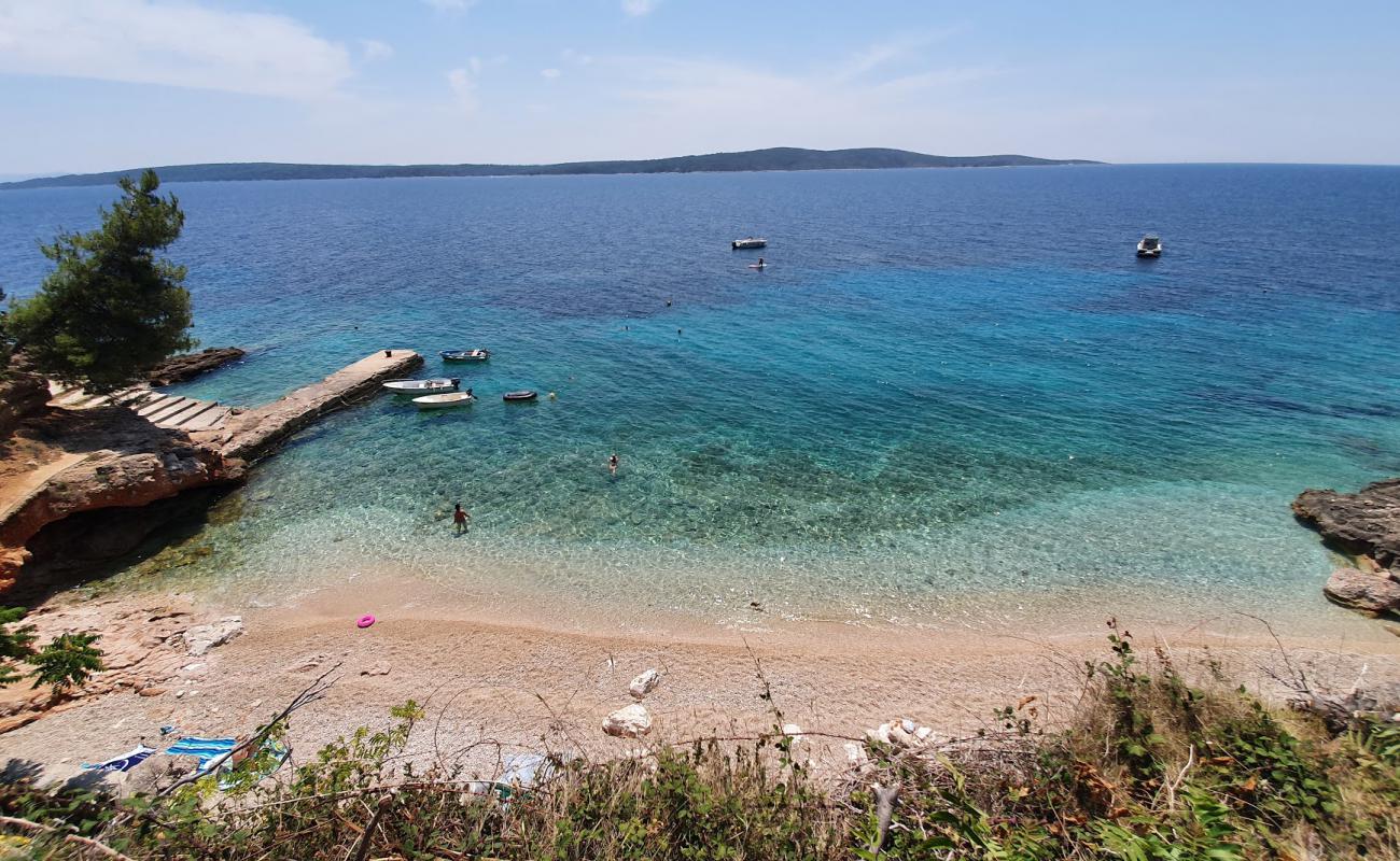 Photo de Skalinada beach avec caillou fin clair de surface