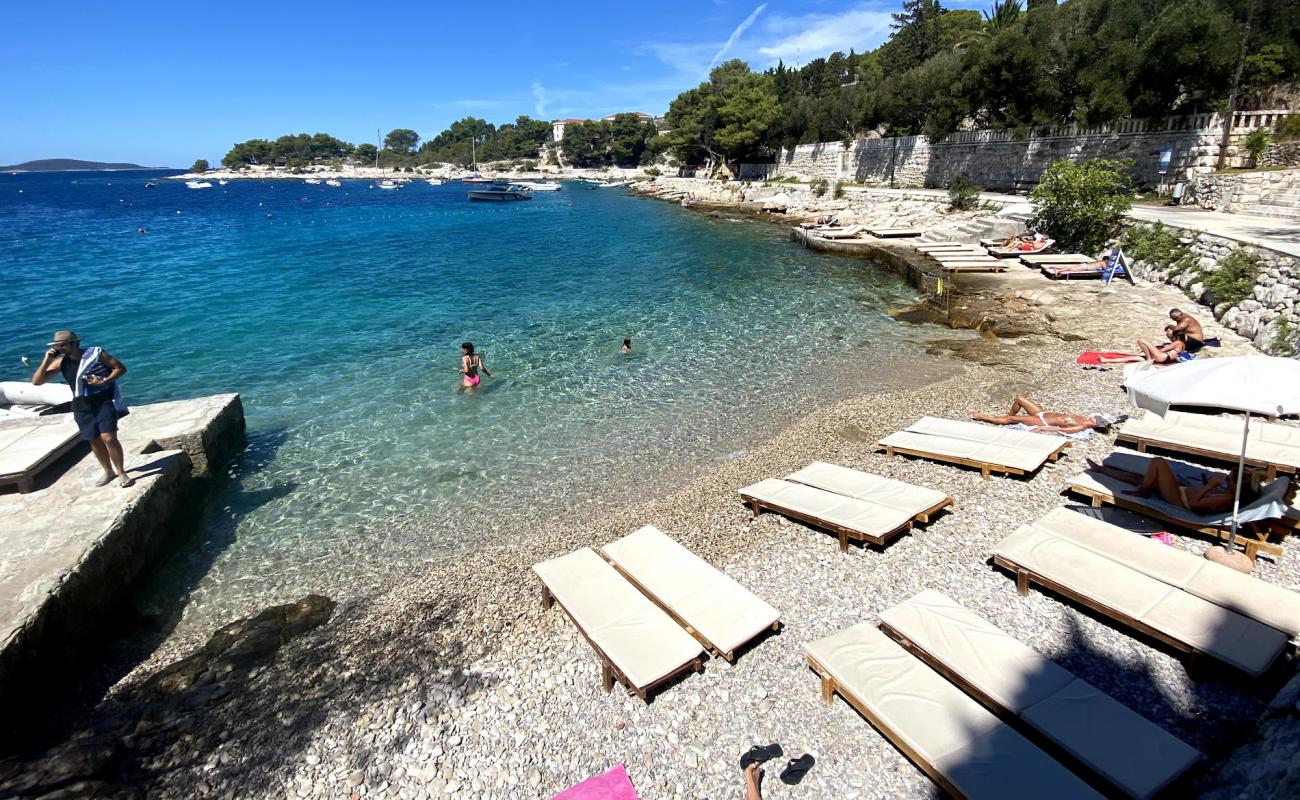 Photo de Bonj beach avec caillou blanc de surface