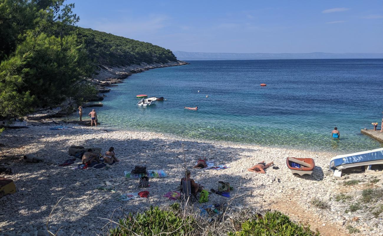 Photo de Meduza beach avec caillou blanc de surface