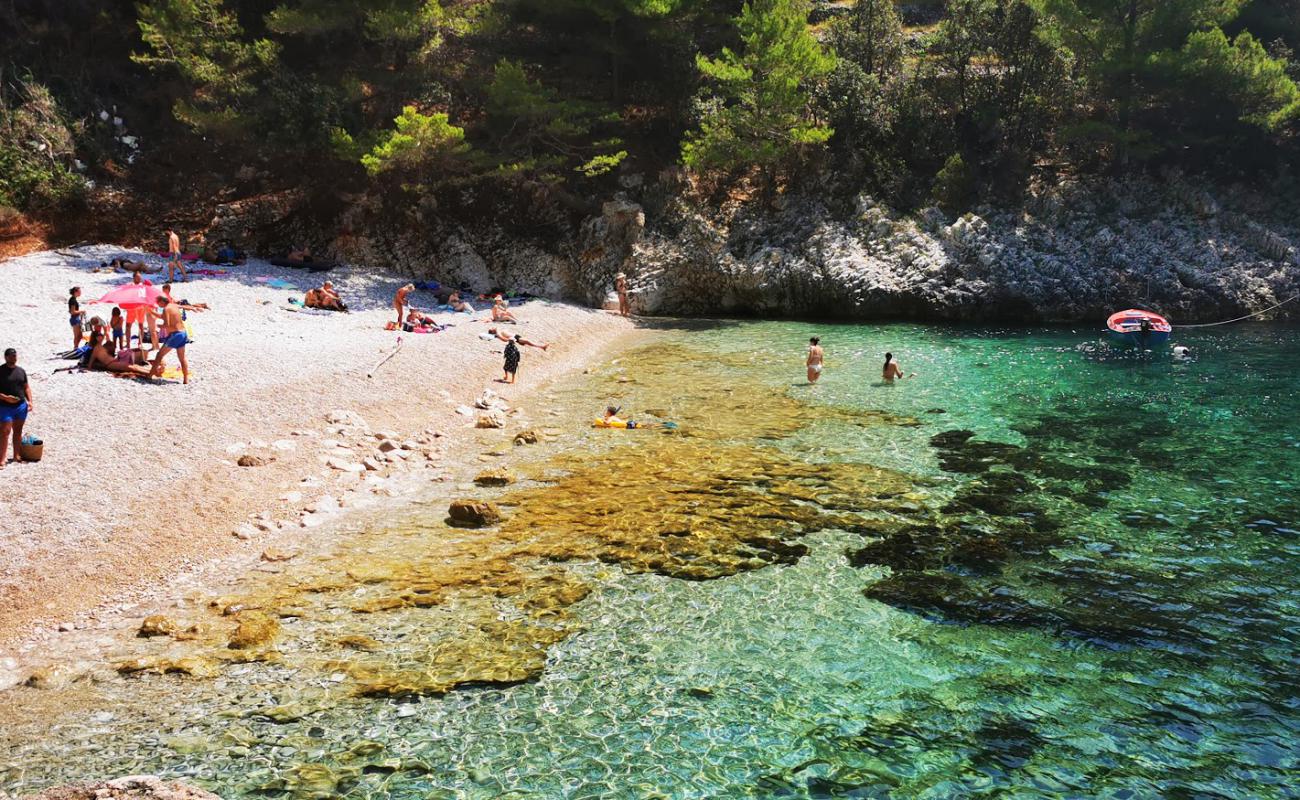 Photo de Orlandusa beach avec caillou blanc de surface