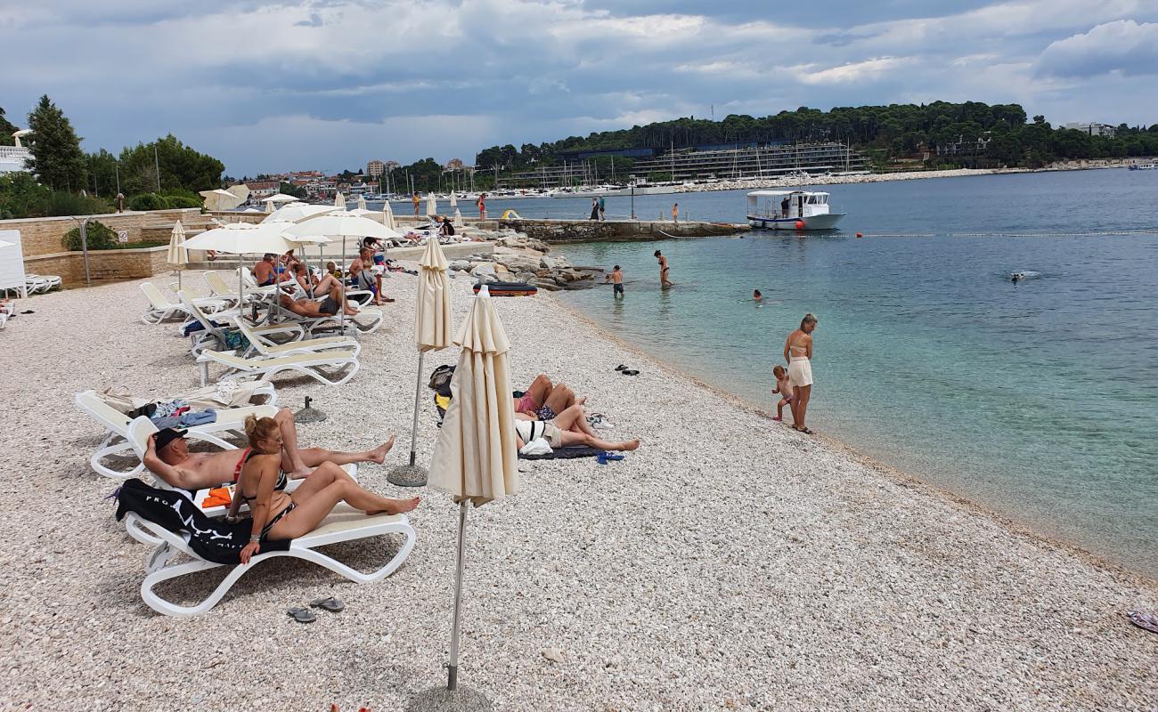 Photo de Hotel Katarina Beach avec caillou gris de surface