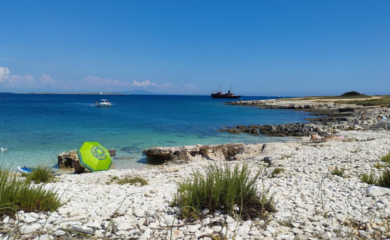 Photo de Skara Beach avec roches de surface