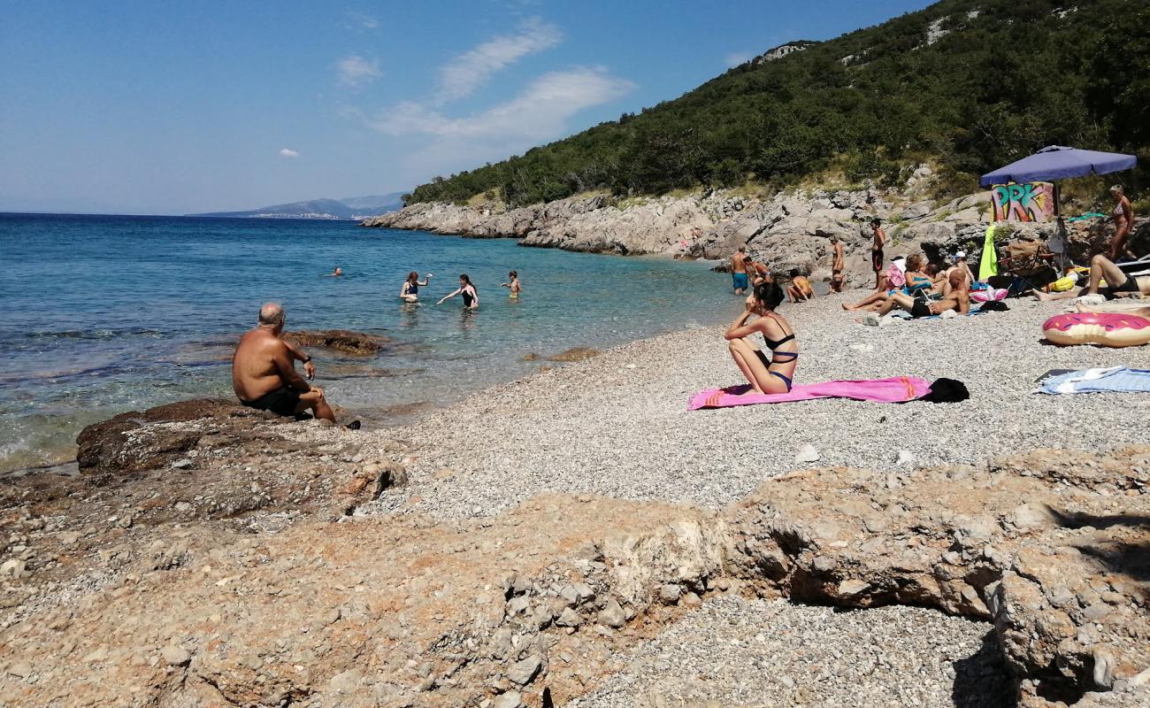 Photo de Kozica Camp Beach avec roches de surface