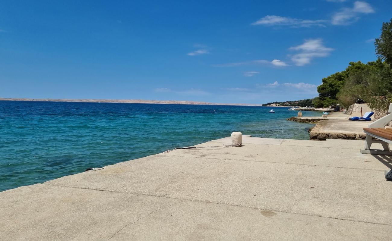 Photo de Ante Beach avec béton de surface