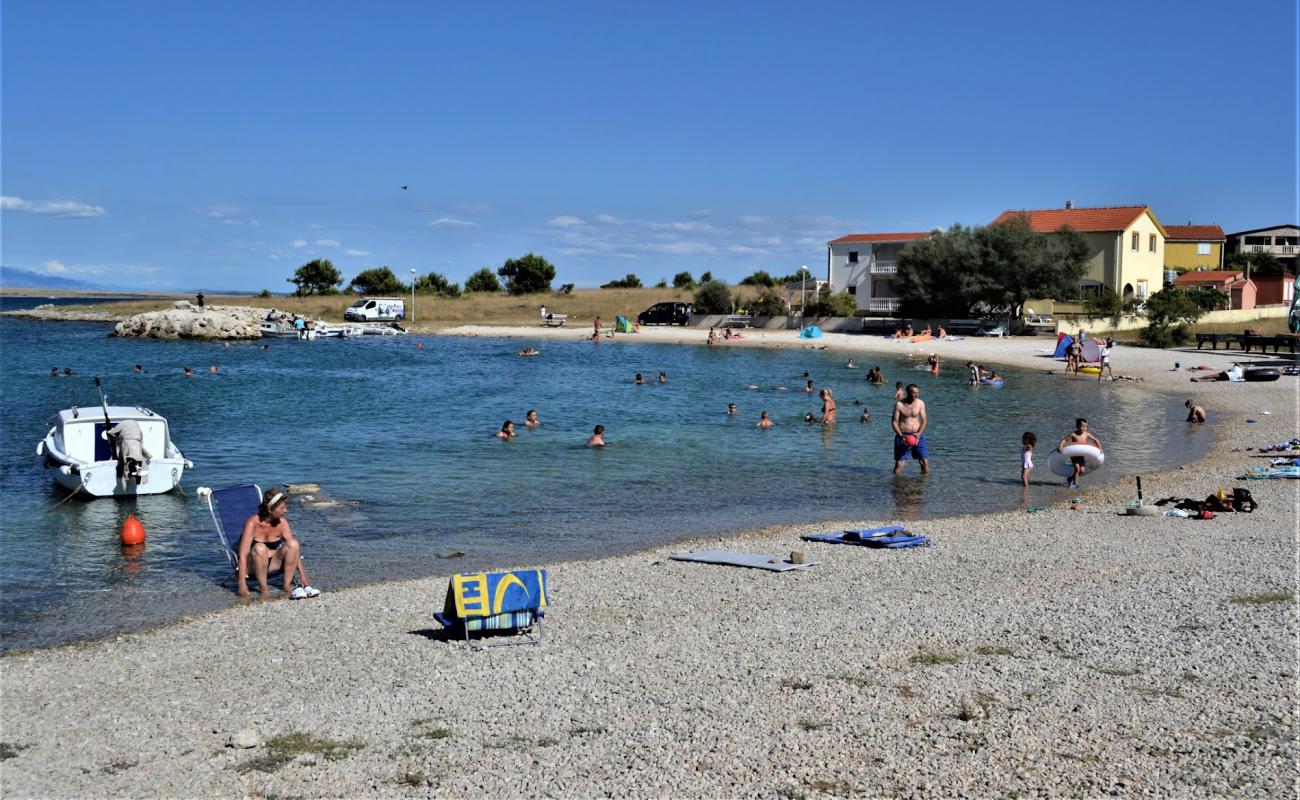 Photo de Plaza Velika Slatina avec roches de surface