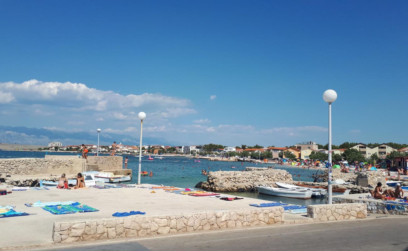 Photo de Plaza Lucica avec roches de surface