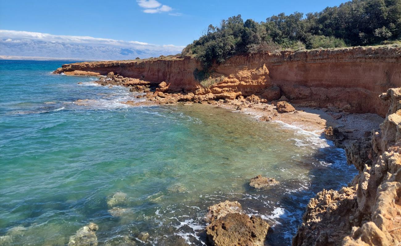 Photo de Vrulja Beach avec roches de surface