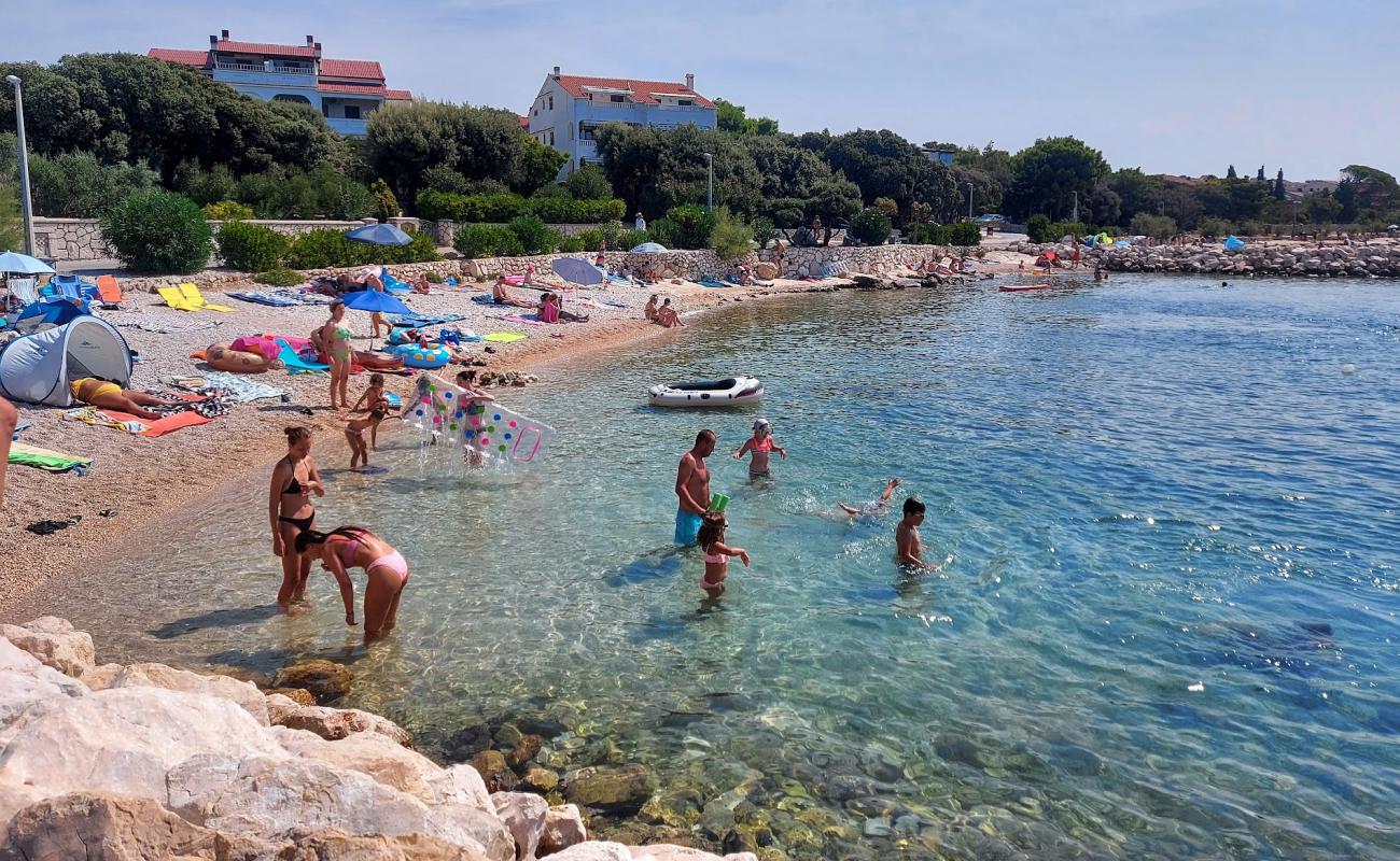 Photo de Luka Mandre Beach avec caillou fin clair de surface