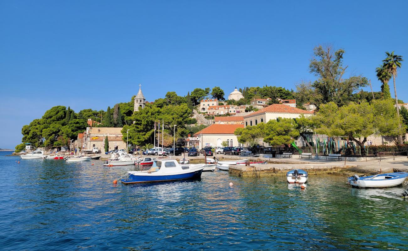 Photo de Plaza Cavtat avec roches de surface