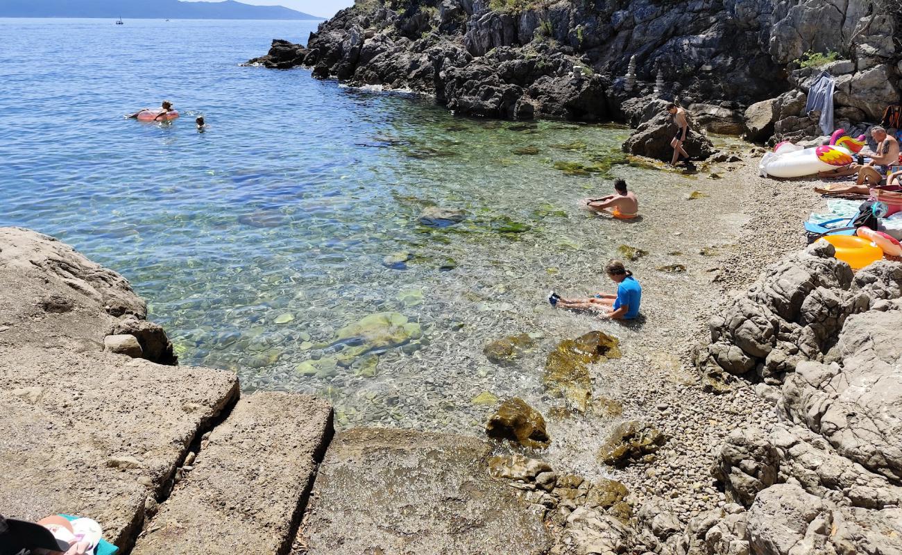 Photo de Beach Lucica avec galets gris de surface