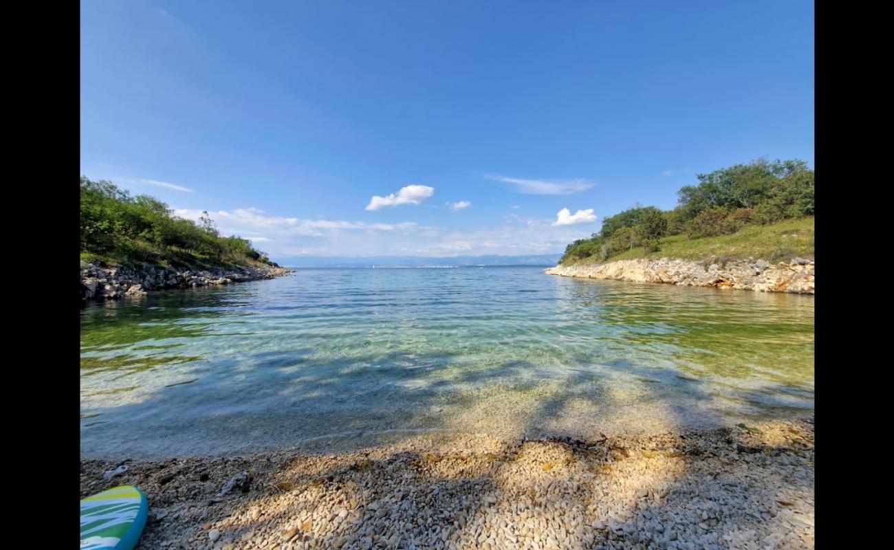 Photo de Porat Beach avec caillou gris de surface