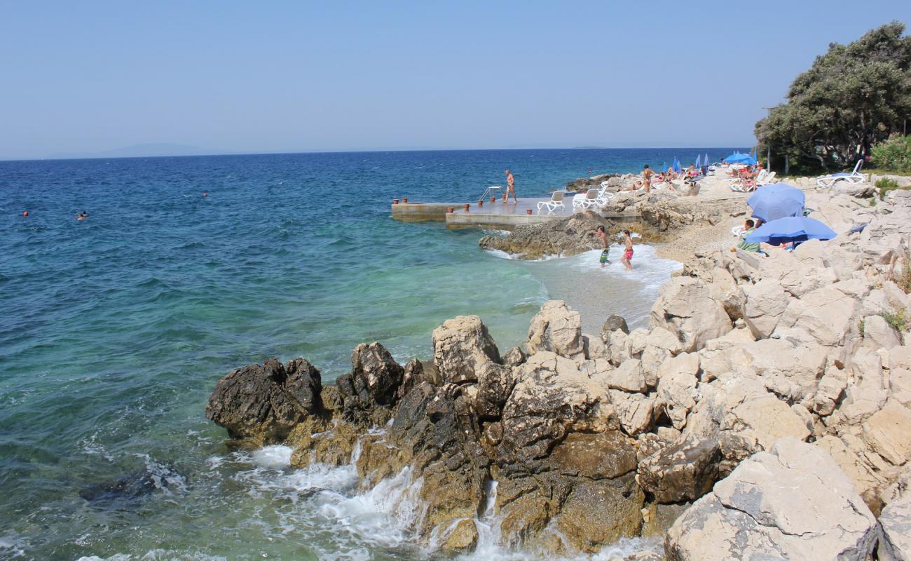 Photo de Beach Luna avec béton de surface