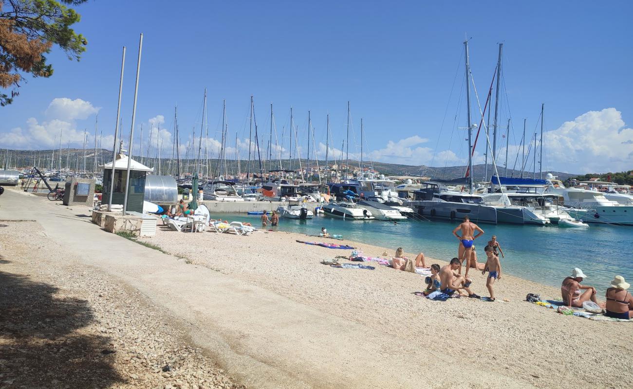 Photo de Marina Frapa Beach avec caillou fin gris de surface