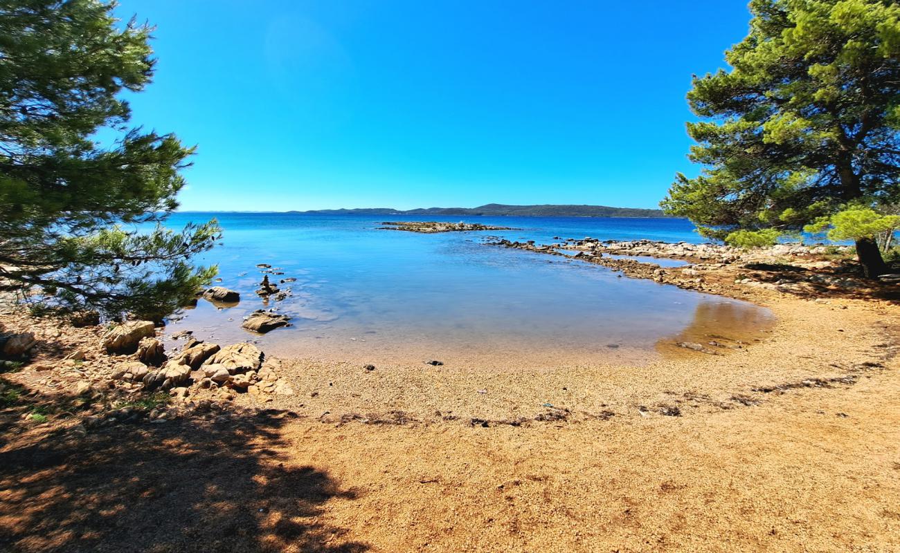 Photo de Dog Beach Ugljan avec roches de surface