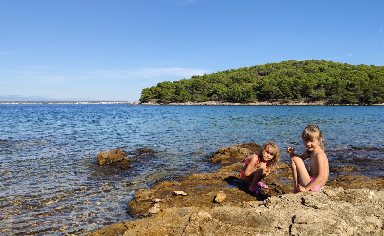 Photo de Beach Marijo avec roches de surface