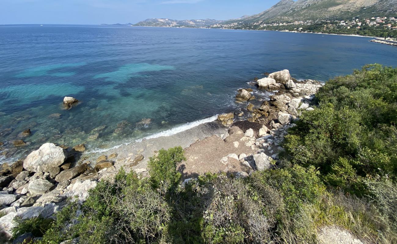 Photo de Nudist FKK beach Dubrovnik avec roches de surface