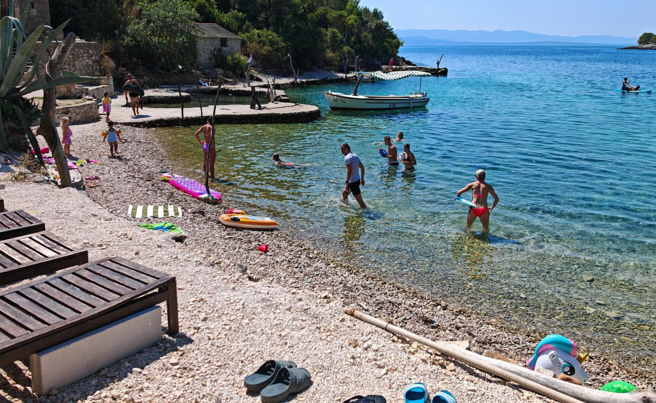 Photo de Beach Sucuraj avec caillou gris de surface