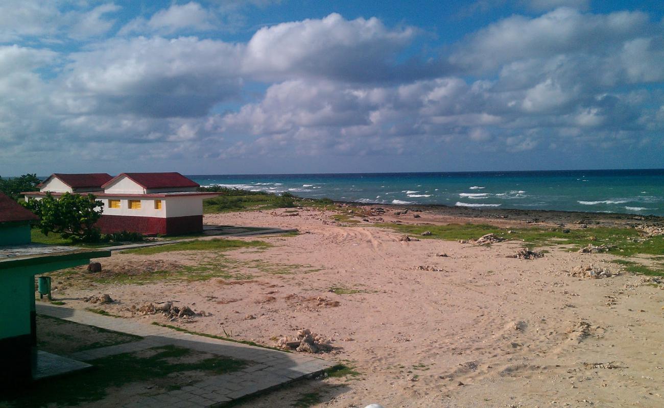 Photo de Playa Corella avec sable lumineux de surface