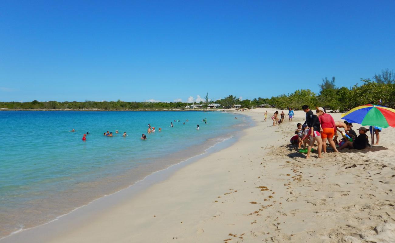 Photo de Playa Blanca avec sable beige de surface