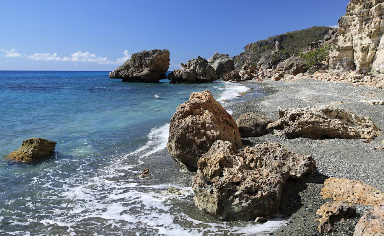 Photo de Playa de Cajobabo avec caillou gris de surface