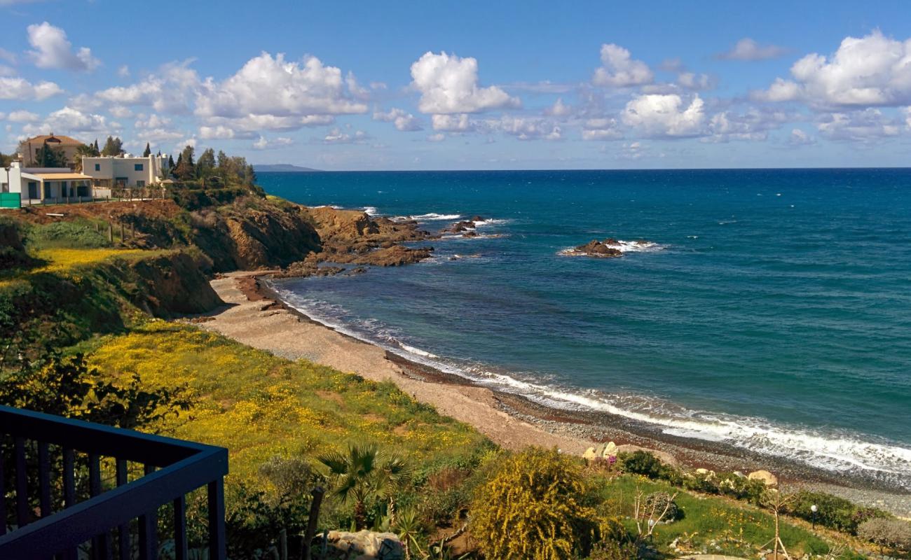 Photo de Nikolas beach avec galets gris de surface