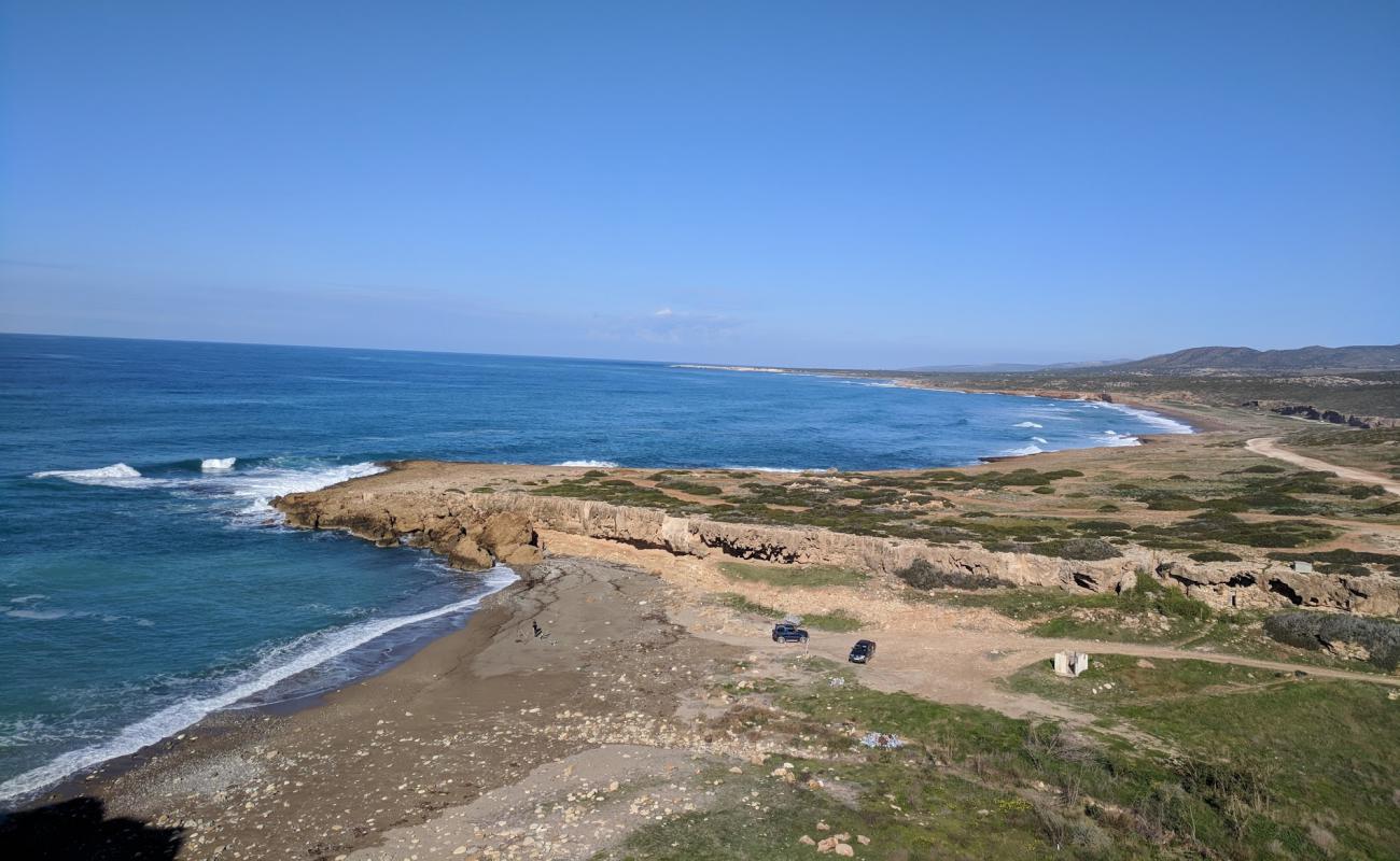 Photo de Toxeftra beach II avec sable brun de surface