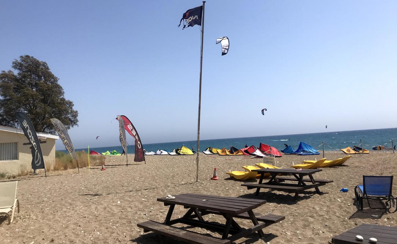 Photo de Lemmings beach avec galets beige de surface