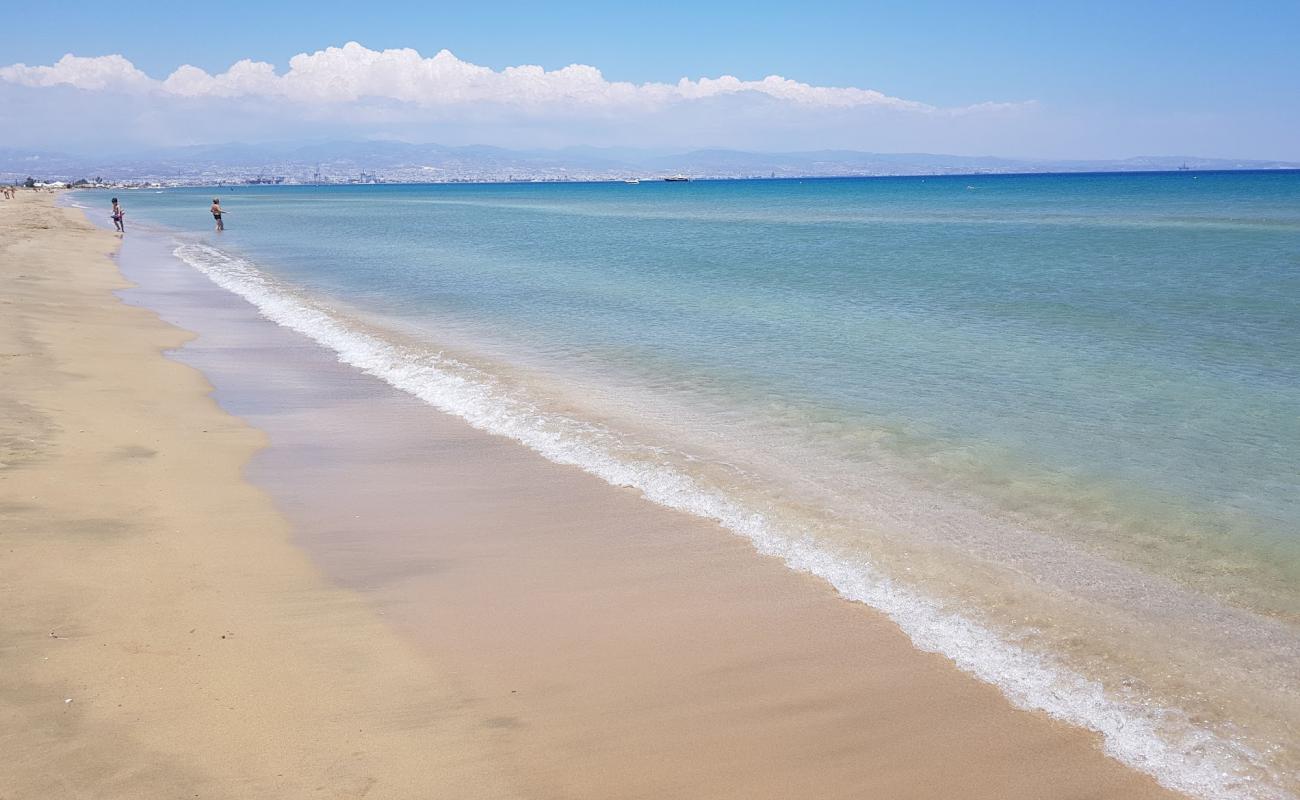Photo de Lady's Mile beach avec sable beige de surface