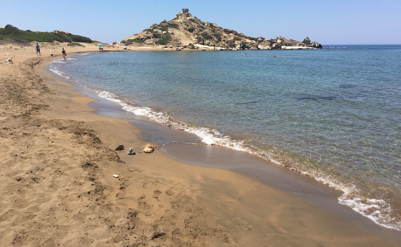 Photo de Alagadi Plaji avec sable brun de surface