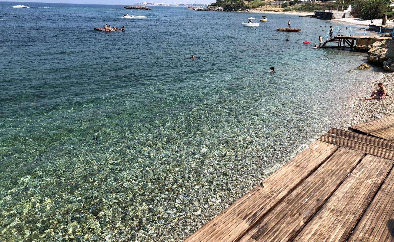 Photo de Denizkizi beach II avec caillou gris de surface