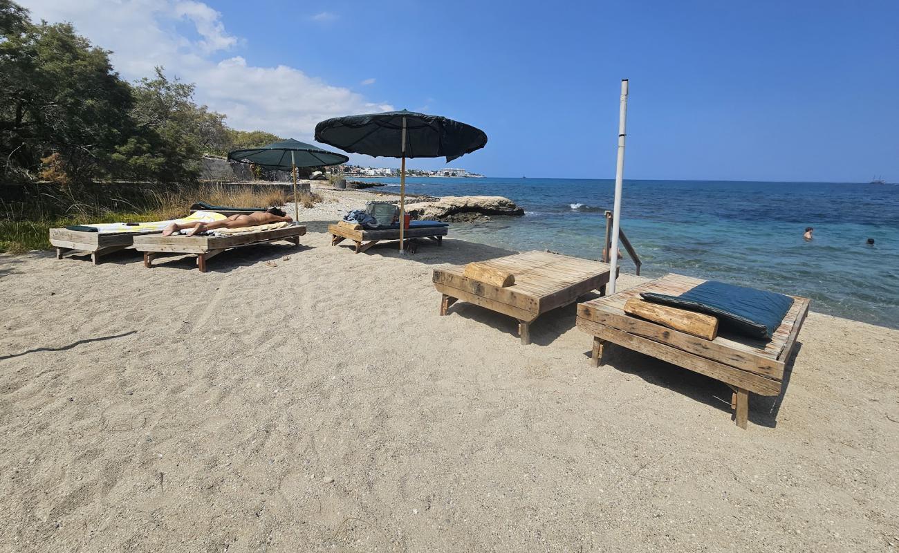 Photo de Riviera Beach avec sable beige de surface