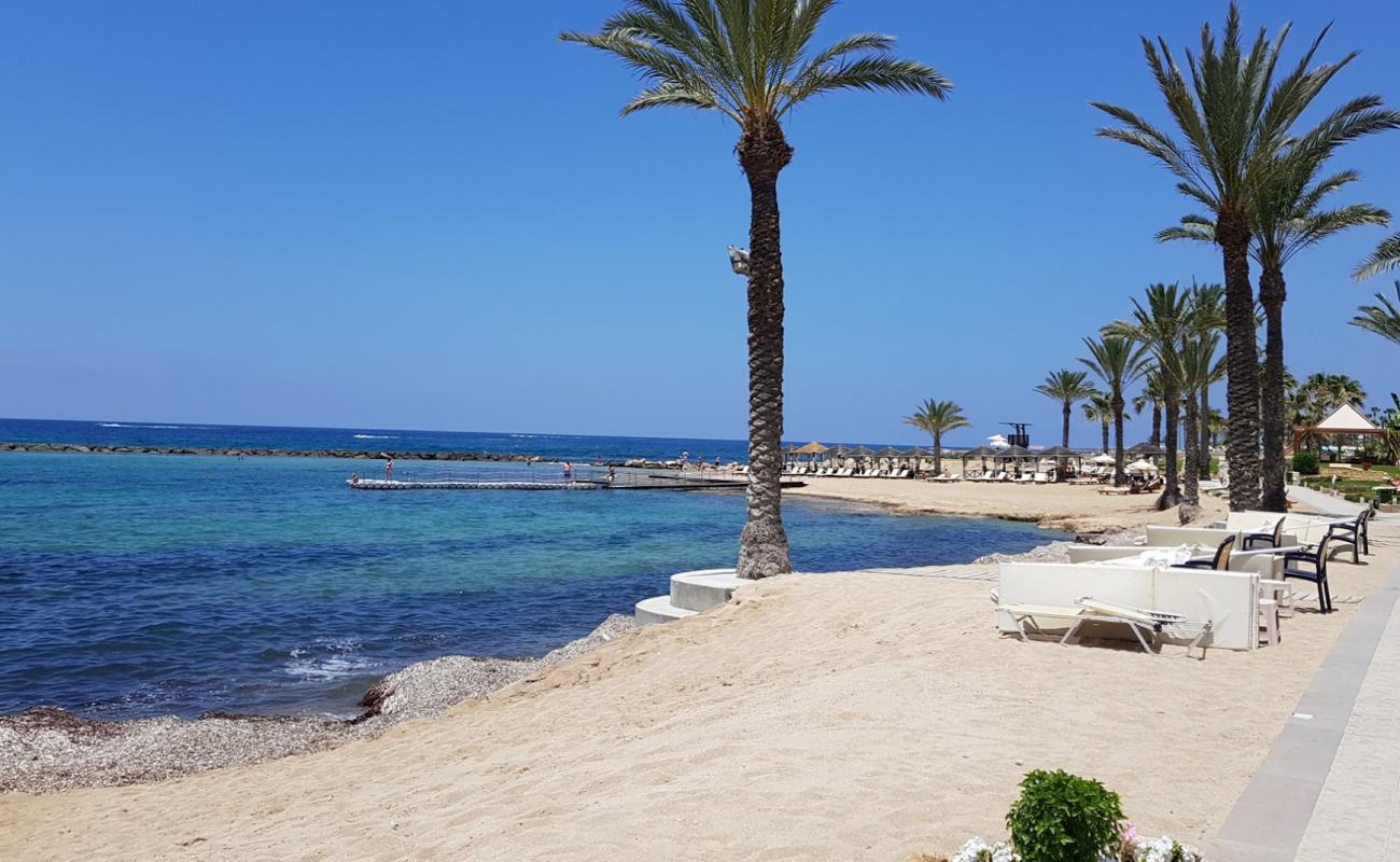Photo de Pioneer Beach avec sable beige de surface