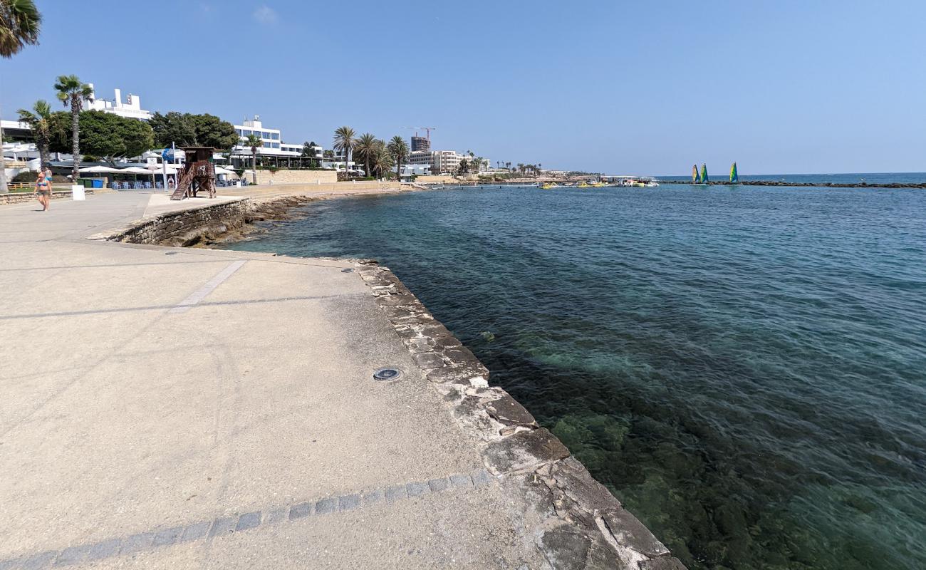 Photo de Paphos Municipal Baths avec surface béton pavée de surface