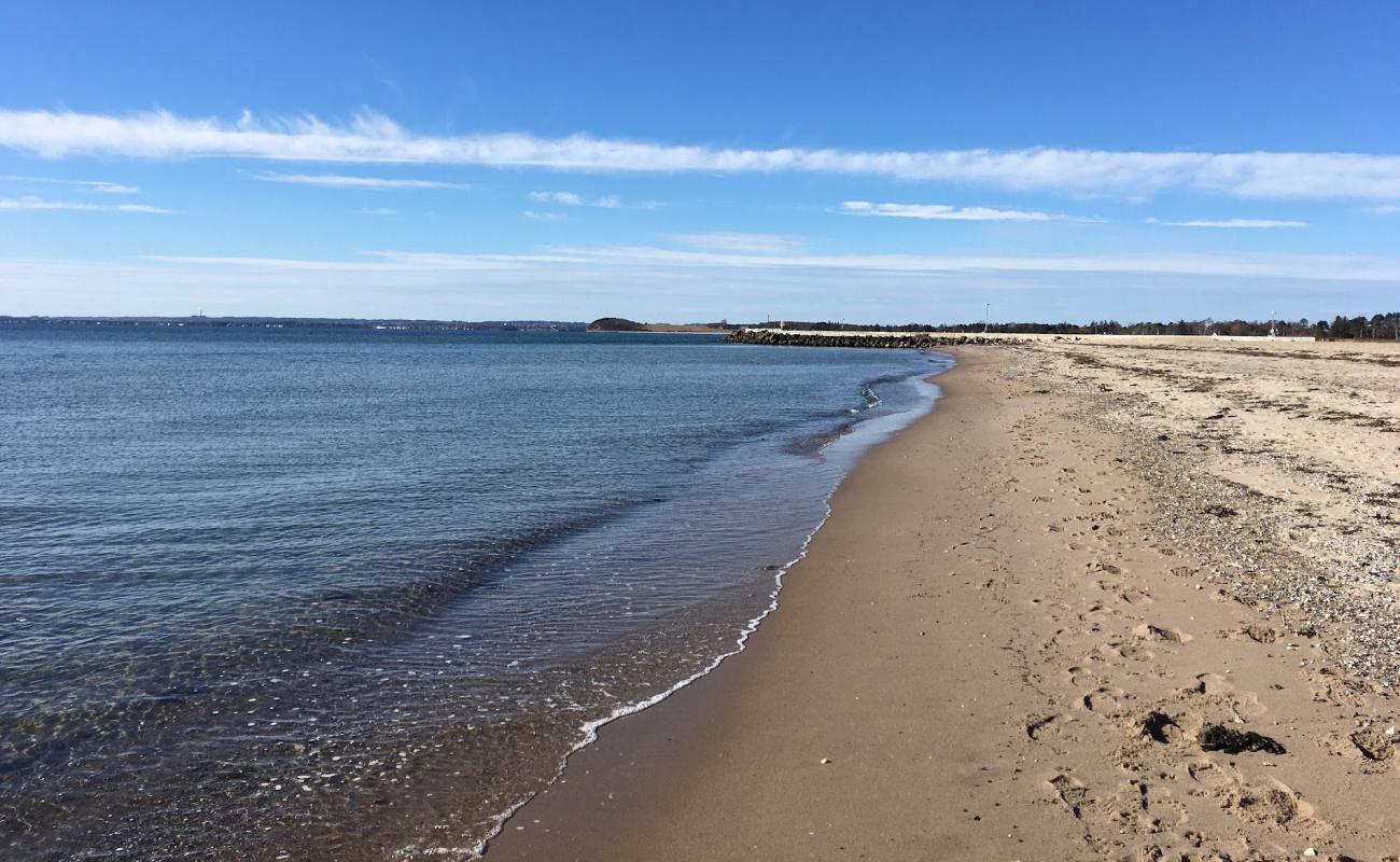 Photo de Skodshoved Beach avec sable clair avec caillou de surface