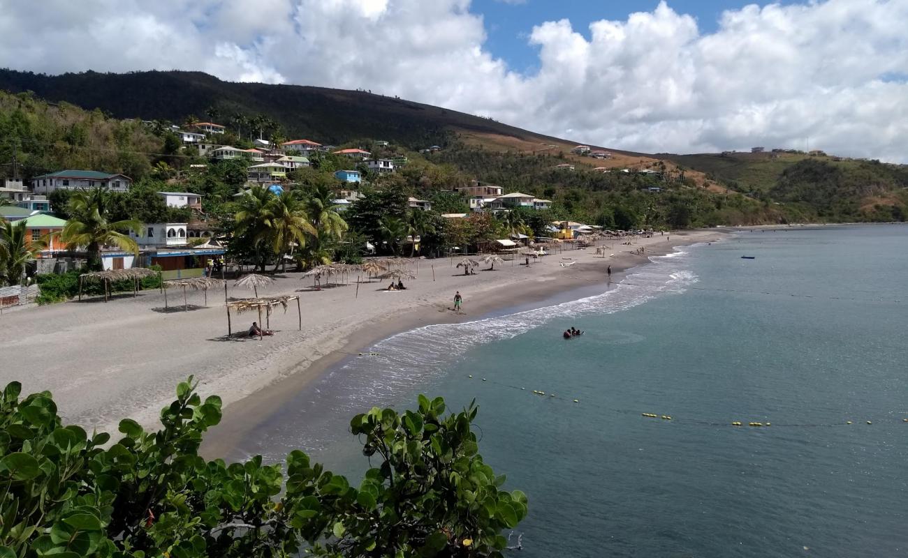 Photo de Mero beach avec sable gris de surface