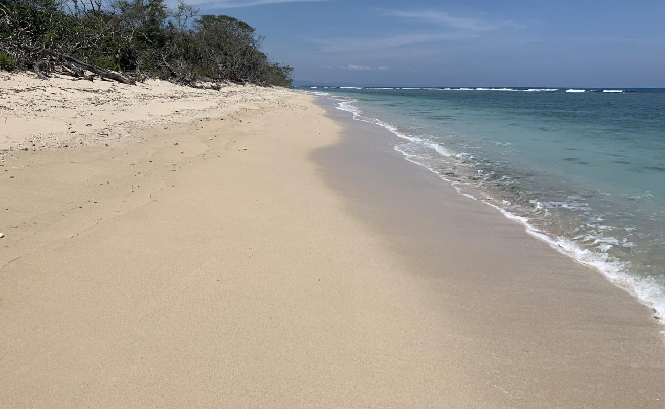 Photo de Playa Cupellito avec sable beige de surface