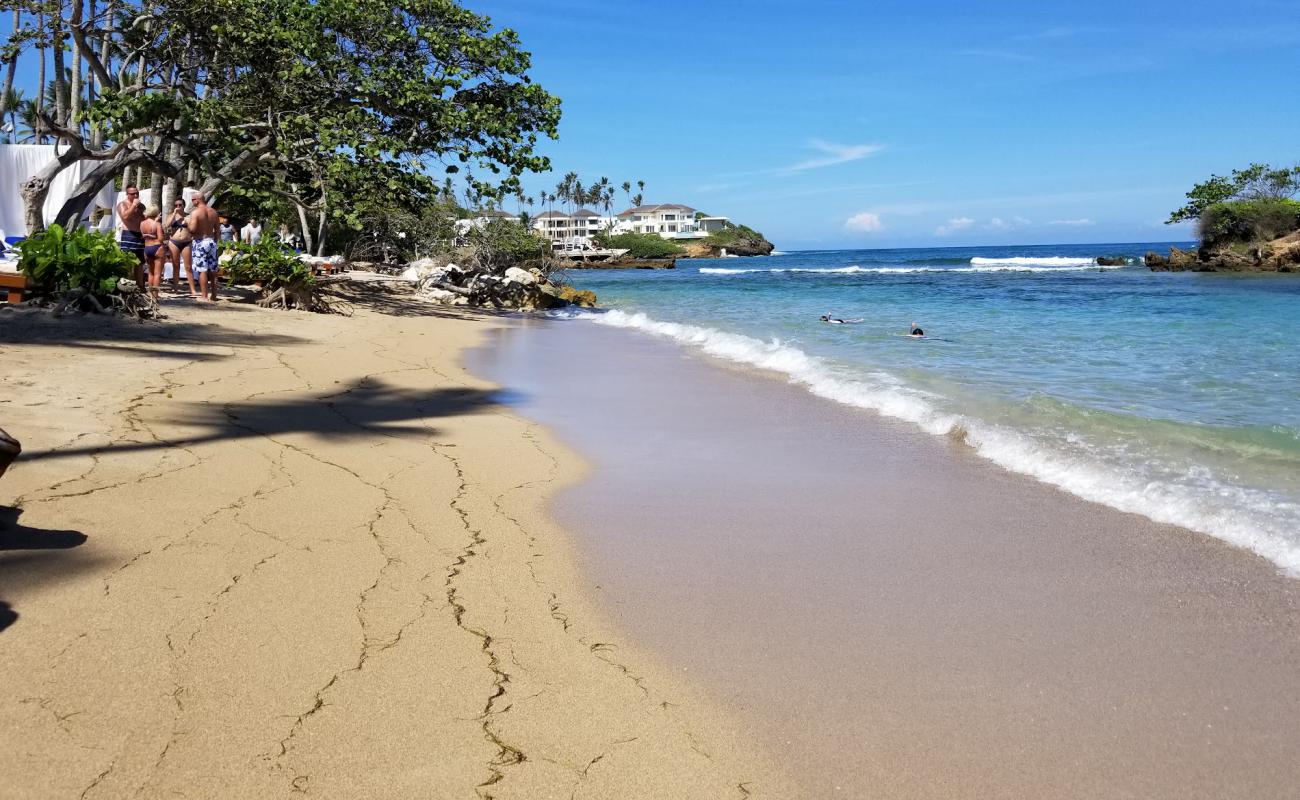 Photo de Playa Serenity avec sable beige de surface