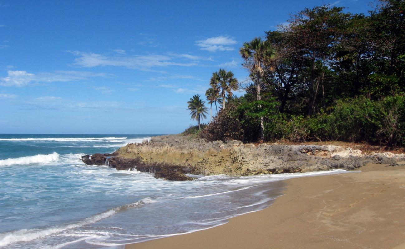 Photo de Coral De Sol avec sable fin et lumineux de surface